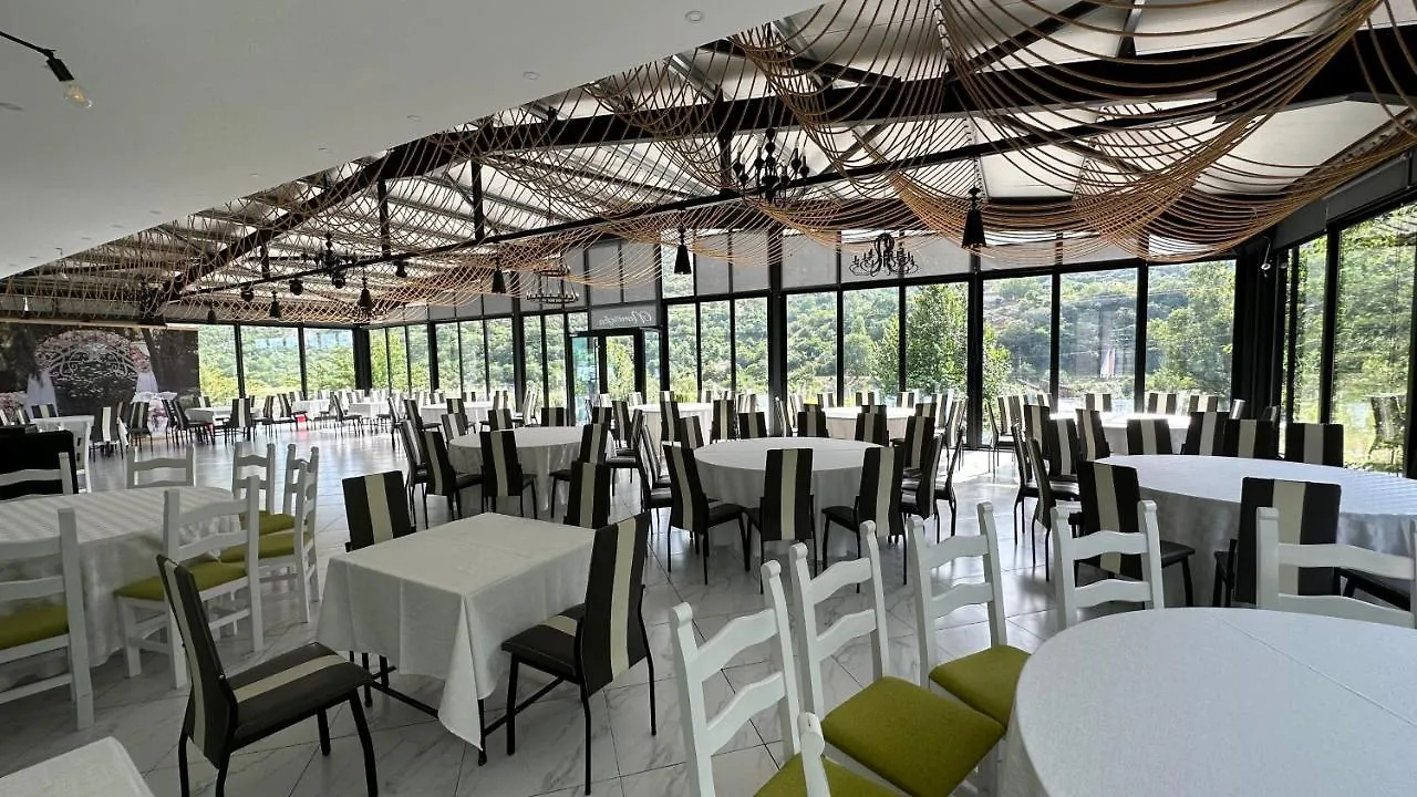 Hotel Nemercka & Outdoor Sports Center Përmet