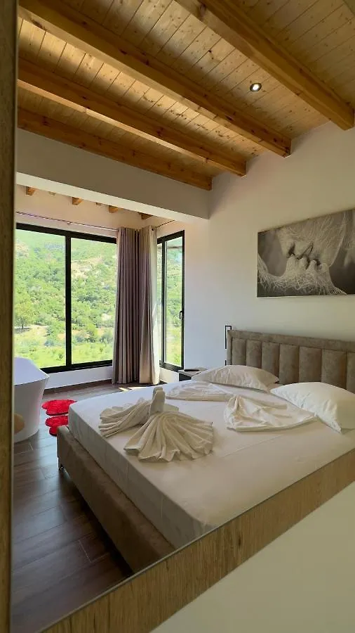 Hotel Nemercka & Outdoor Sports Center Përmet