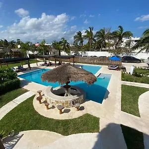hotel-beach-club-ojo-de-agua.quintano-roohotels.com/